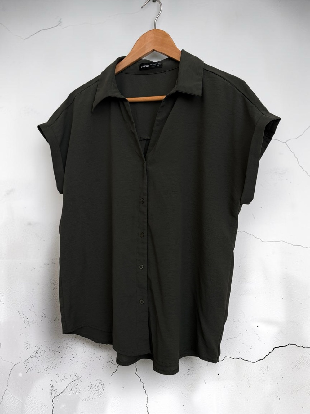 SHEIN Dark Olive Button-Down Short Sleeve Collared Shirt